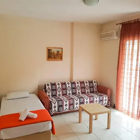 Bonsai Apartment *
