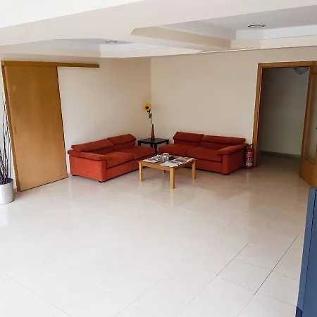 Bonsai Apartment *