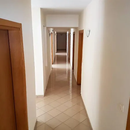 Bonsai Apartment